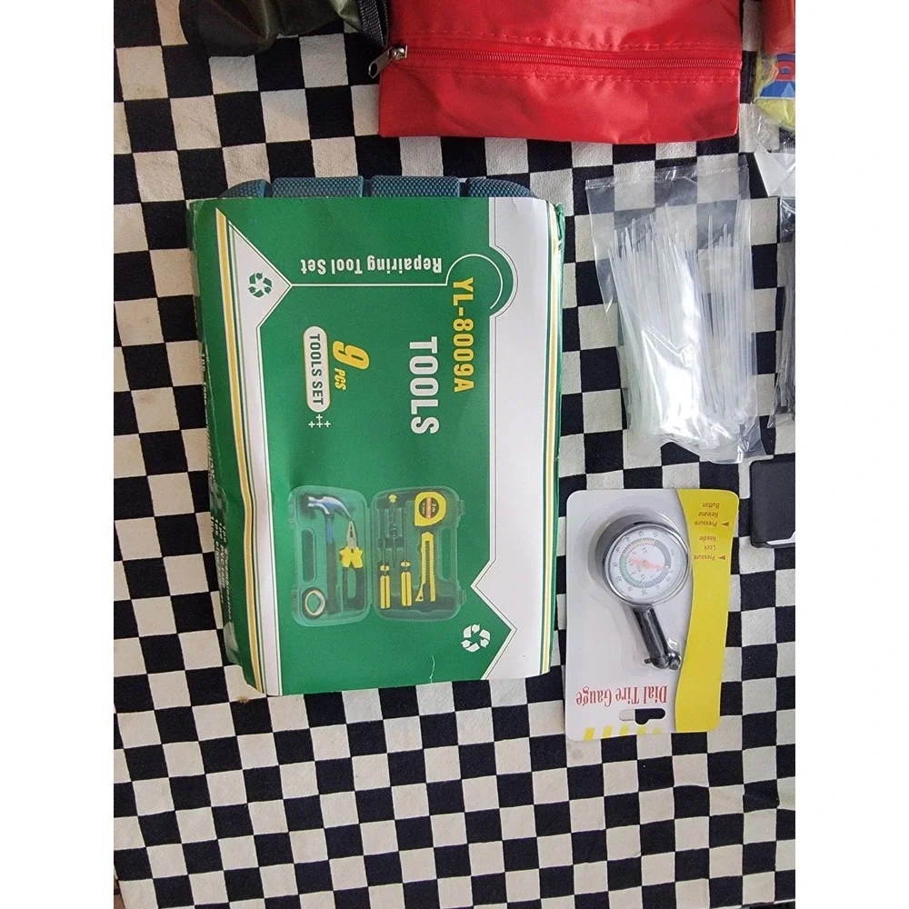 Roadside Emergency Car Kit Safety Vest Jumper Cables Tow Strap Tools Lot‎